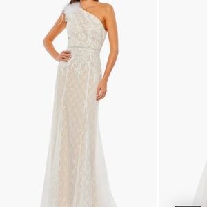 Macduggal one shoulder strap ivory gown